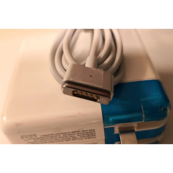 Replacement AC Adapter 16.5V 3.65A 60W MagSafe Tip for Apple MacBook Charger - Picture 2 of 9